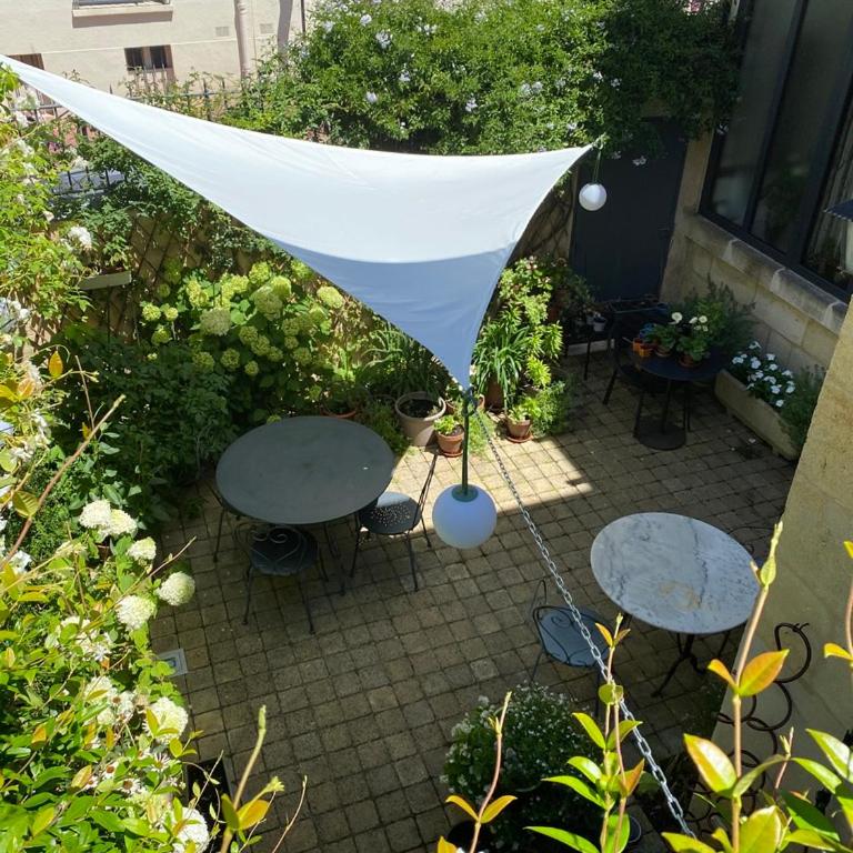 La Villa Desvaux de Marigny - Chambre Double ou Lits Jumeaux Deluxe – Vue sur Jardin - 9