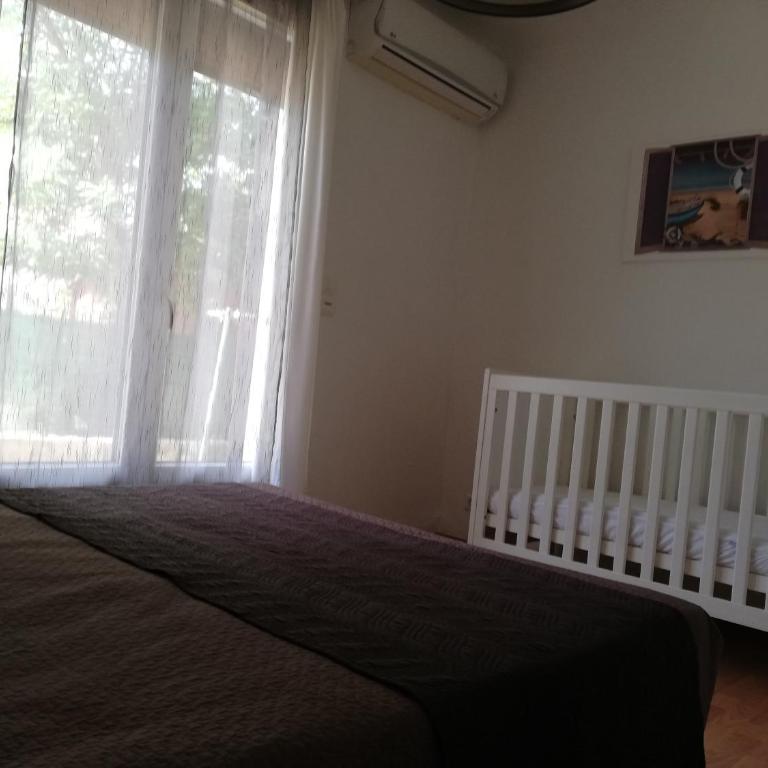 REZ DE VILLA SIX-FOURS - Appartamento con 2 Camere da Letto - 13