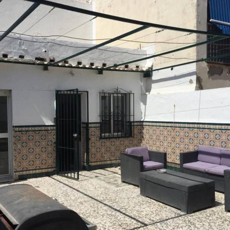 CASA REFORMADA CON TERRAZA/WIFI/AIRE ACONDICIONADO - Casa de 2 dormitorios - 2