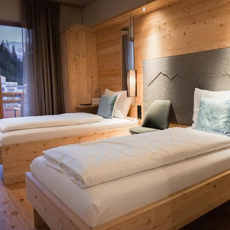 Tirol Lodge - Doppelzimmer mit Balkon - 5