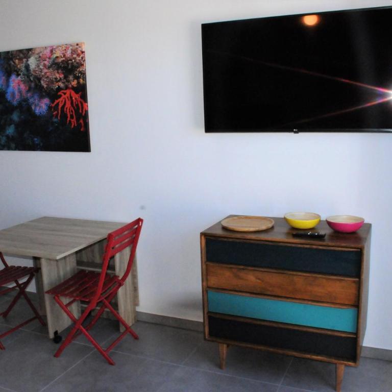 Appartement avec grande terrasse vue sur mer - One-Bedroom Apartment - 4