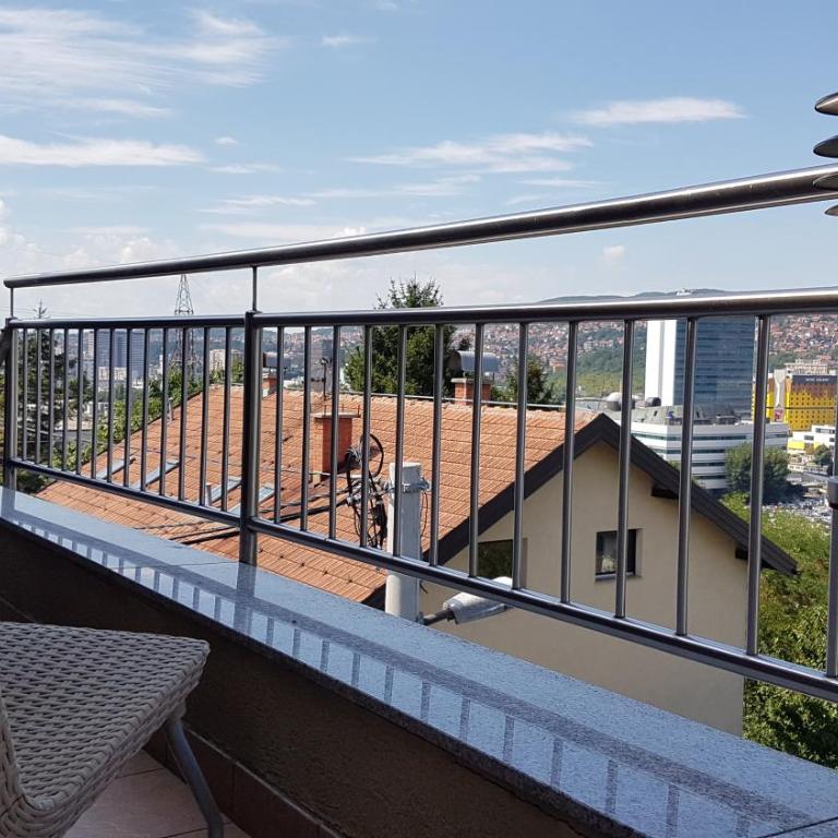 Beautiful View Of Sarajevo Center - Apartment with Balcony - 6