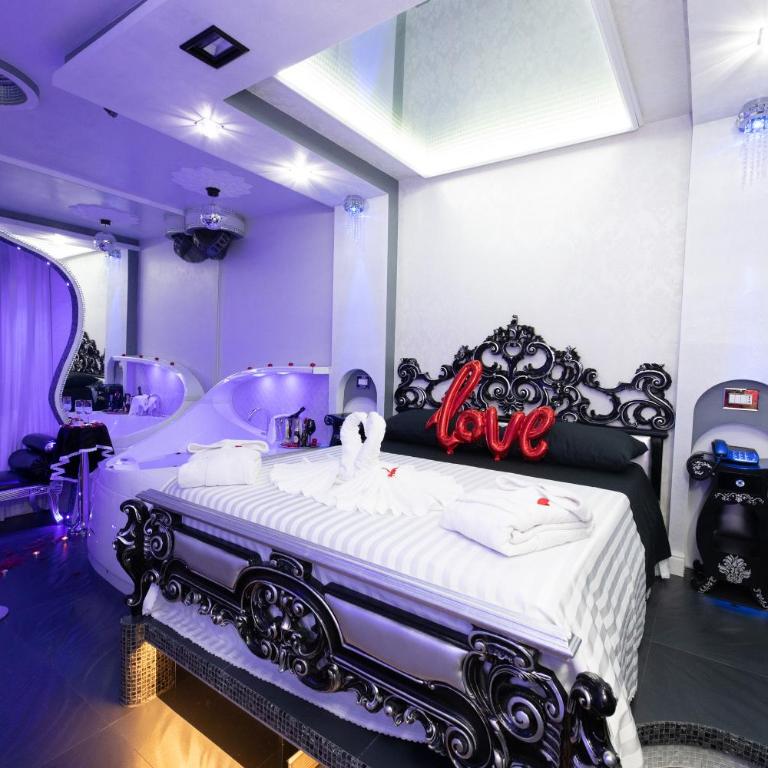 Erossuite GuestHouse - Deluxe Suite - 2