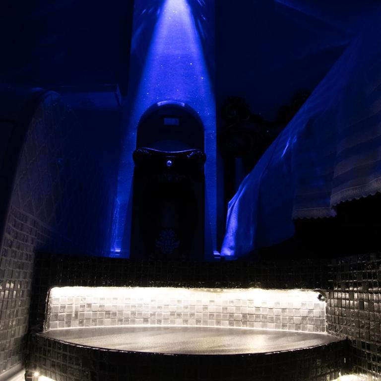 Erossuite GuestHouse - Deluxe Suite - 4