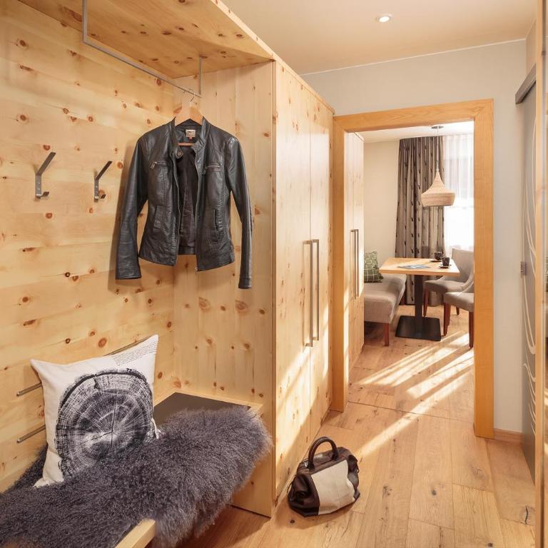 Hotel Weinbauer - Familienzimmer mit Balkon - 4