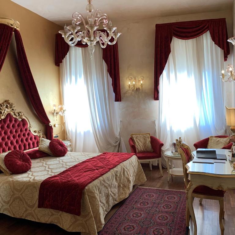 Hotel Savoia e Jolanda, WorldHotels Elite - Classic Zimmer mit Queensize-Bett - Nichtraucher - 2