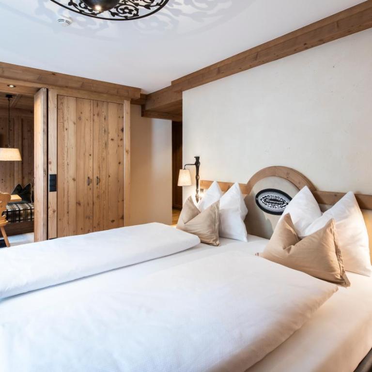 Alpenhotel Kramerwirt - Superior Doppelzimmer mit Balkon - 6