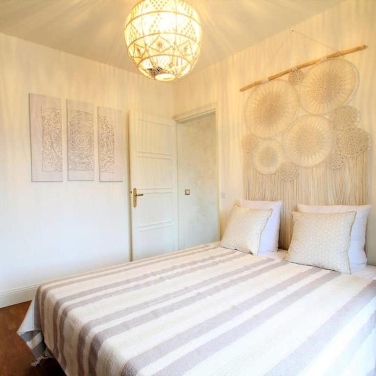 Large 4 rooms in the city center - Apartment - 19