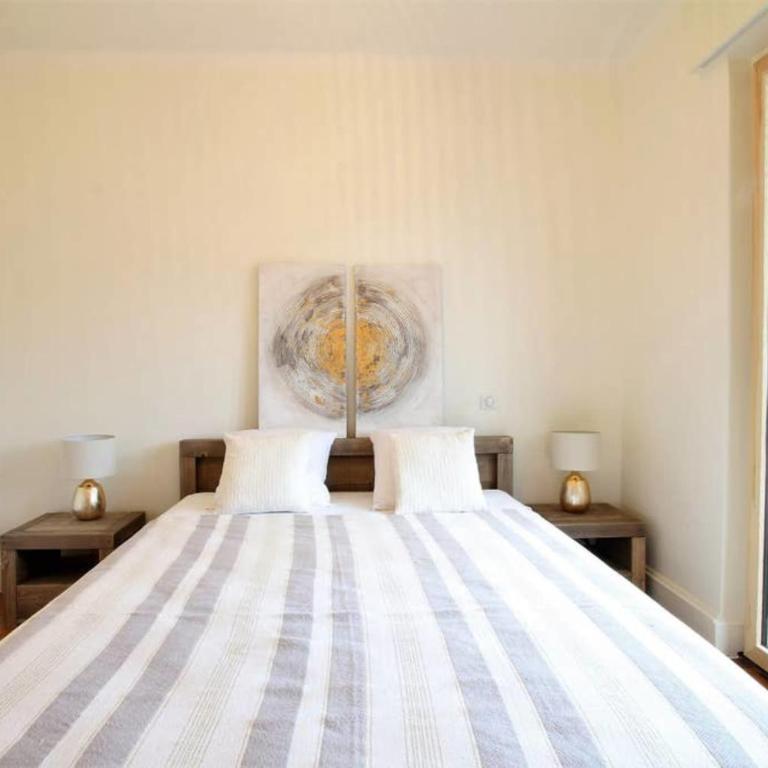 Large 4 rooms in the city center - Apartment - 17