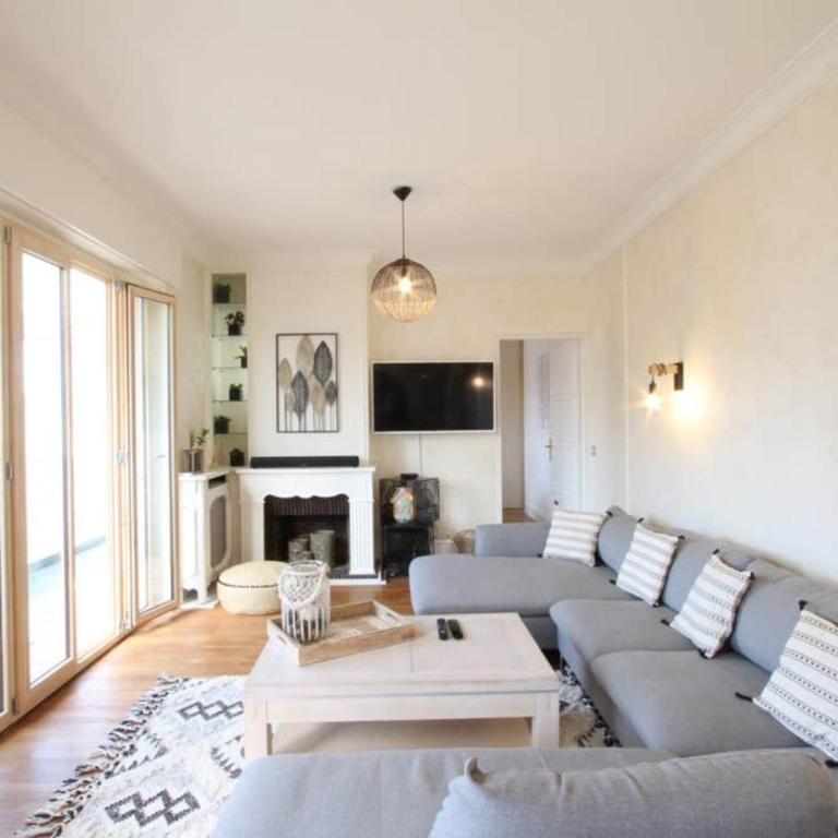 Large 4 rooms in the city center - Apartment - 10