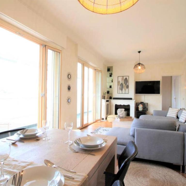 Large 4 rooms in the city center - Apartment - 8
