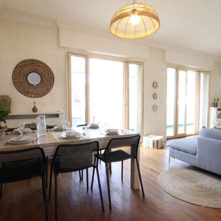 Large 4 rooms in the city center - Apartment - 2