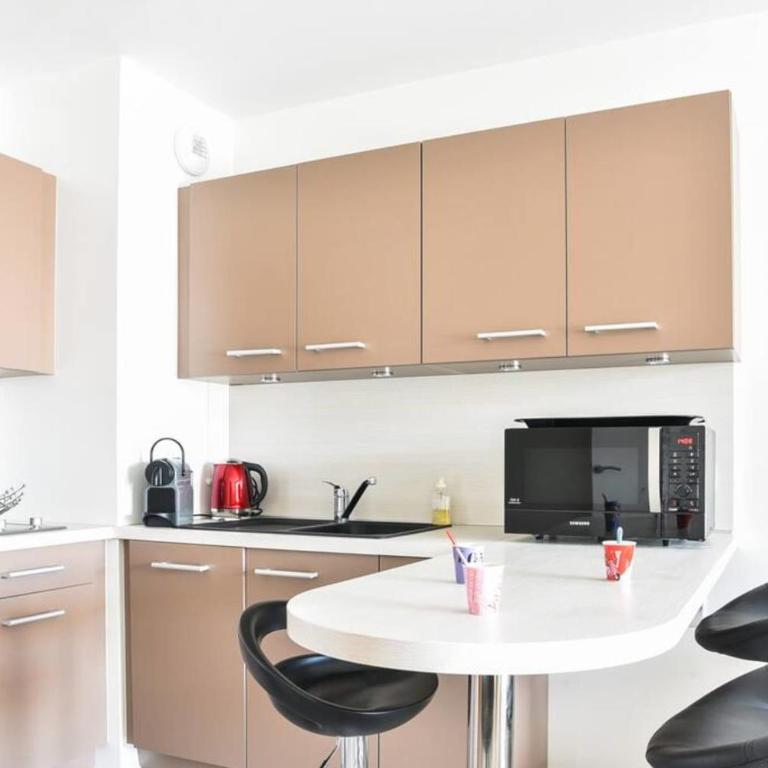 Appartement l'Opale - T2 48m avec parking à 300m du Lac d'Annecy - Apartment - 4