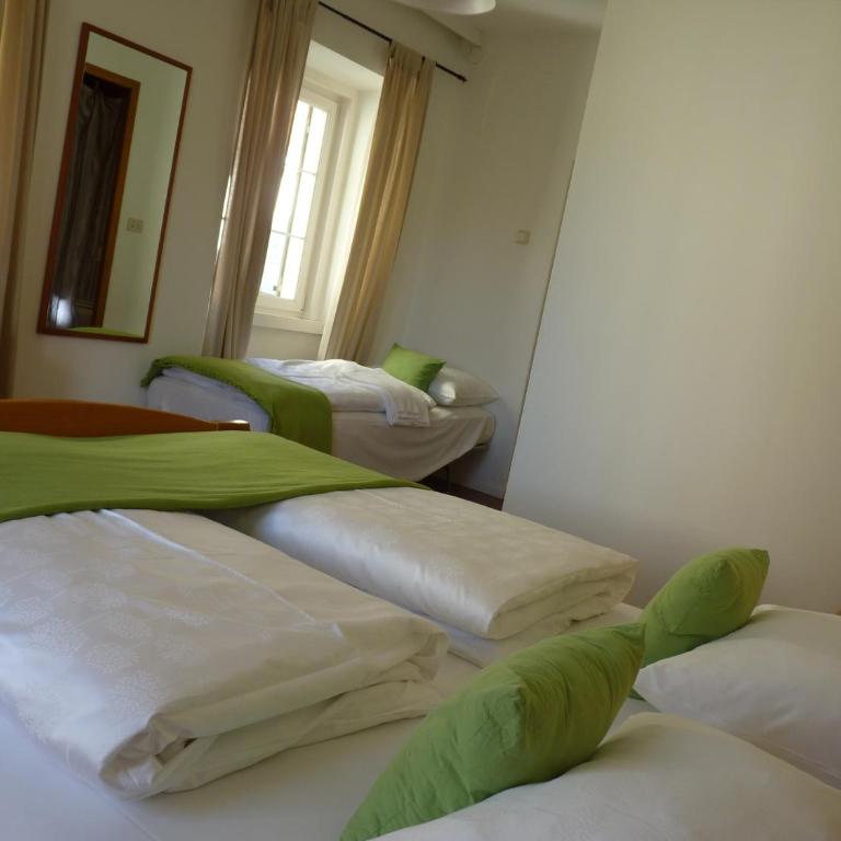 Gasthof Albergo Kreuzwirt - Camera Tripla - 1