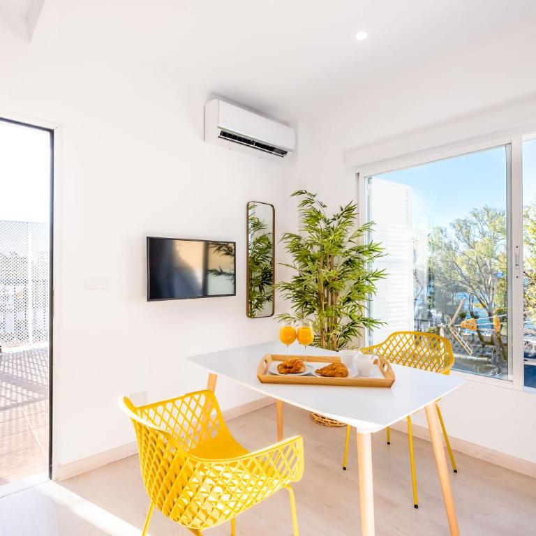 BLUE SEA - houses with terrace - Studio Apartment with Sea View - 4