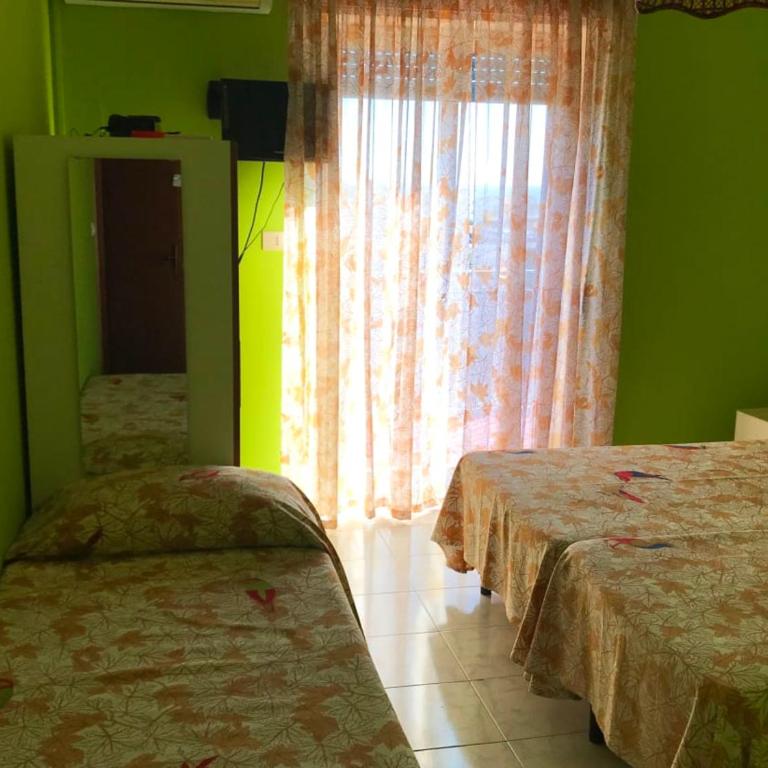 Gianni House Backpackers Hostel - Camera Tripla - 1