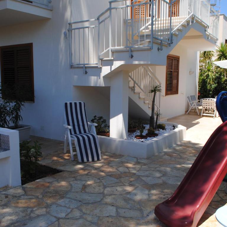 Villa Smeralda - Appartamento con Vista Mare - 14