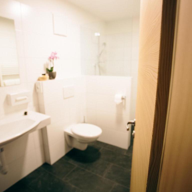 Gasthof Schönau - Doppelzimmer mit Balkon - 2