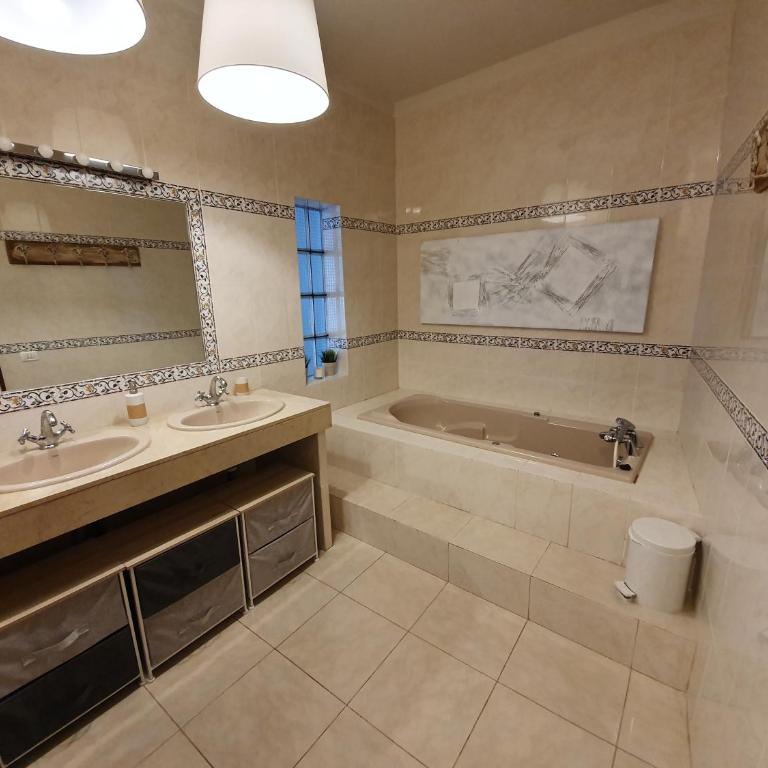 Gran Villa Vilena - Villa - 22
