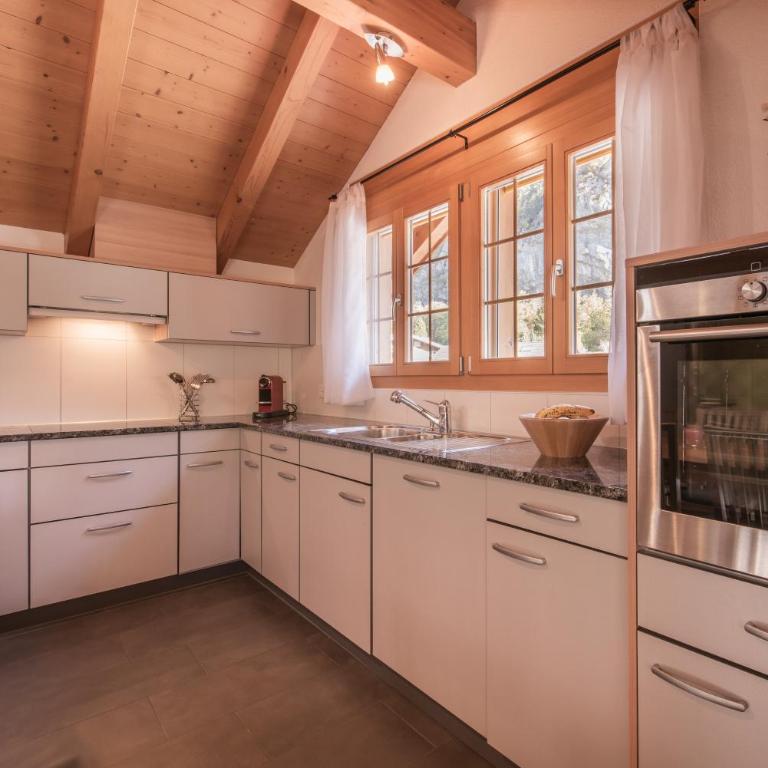 Apartment Staubbach, Best views, Spacious, Family friendly - Apartment mit 3 Schlafzimmern - 35