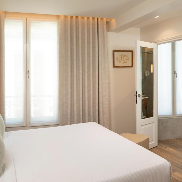 Hôtel des Champs-Elysées - Deluxe Doppel-/Zweibettzimmer - 8