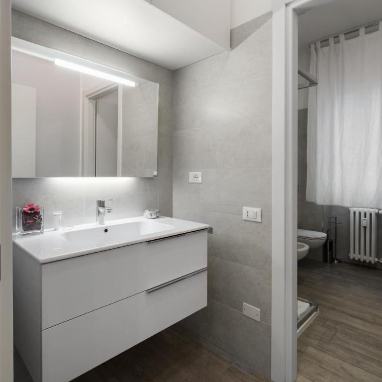 Flats4Rent La dimora d'Orlando - Two-Bedroom Apartment - 6