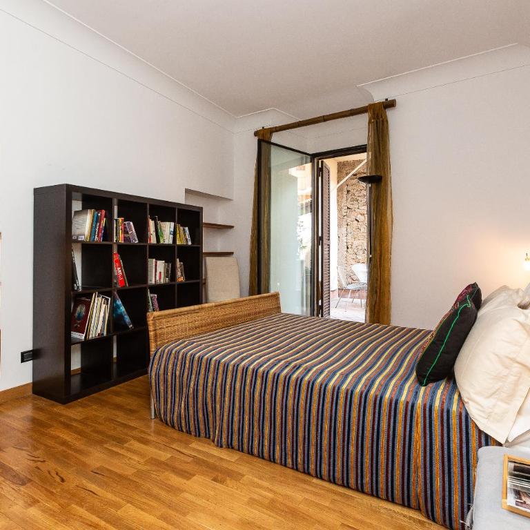 Amazing New Apartment Jewish Ghetto - One-Bedroom Apartment - 14