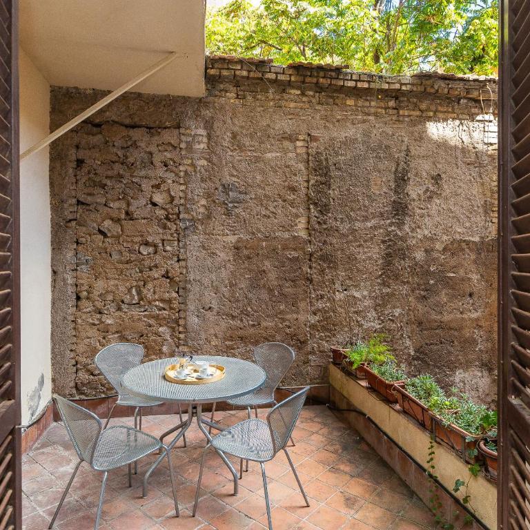 Amazing New Apartment Jewish Ghetto - One-Bedroom Apartment - 20