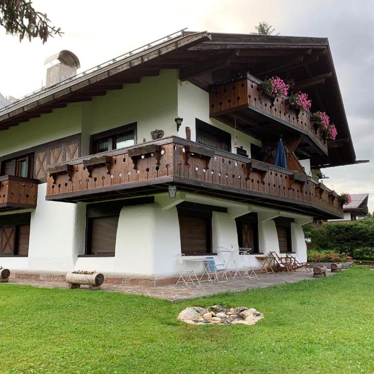Casa vacanze 5 Torri - Appartamento con 3 Camere da Letto - 6