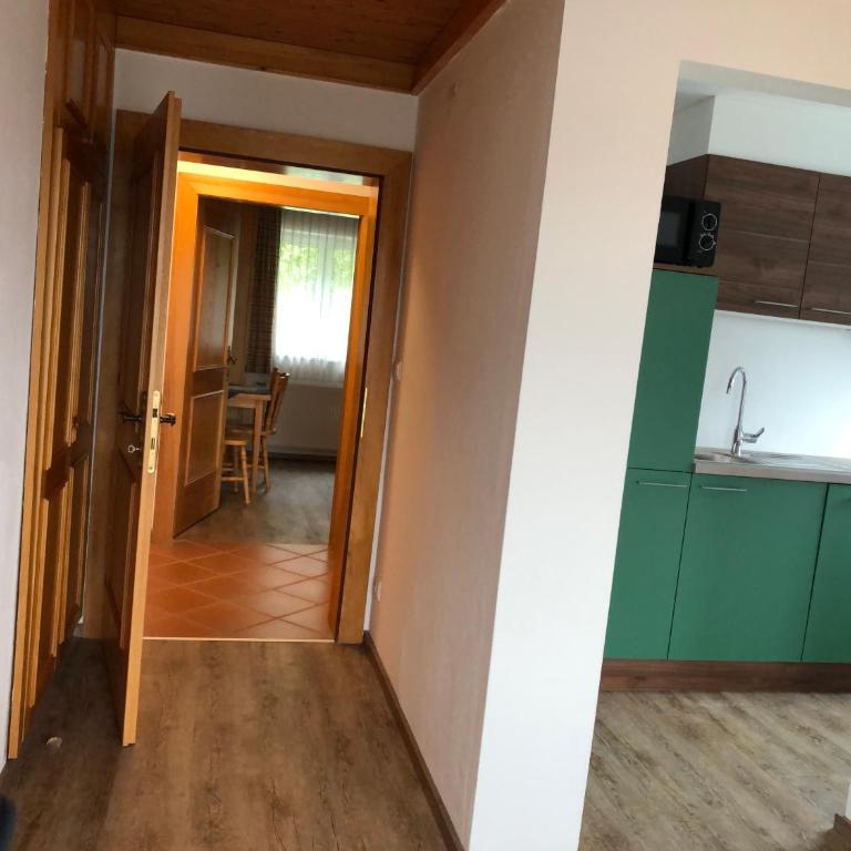 Landhaus Hofer Ossiacher See - Apartment with Lake View - 7