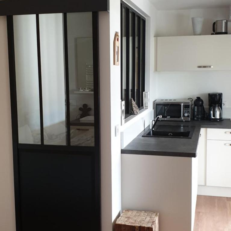 AU NID COSY D'ISA A GERARDMER VOSGES - Spas privatifs - Chambre Double avec Terrasse et Jacuzzi Privé - 10