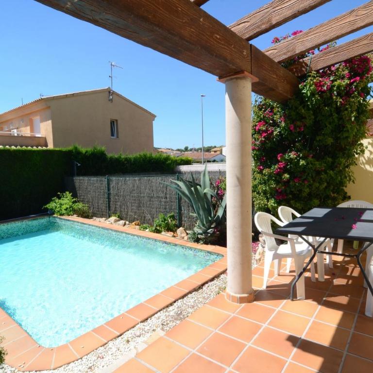 Fluvia 32 A - Villa con piscina privada - 1