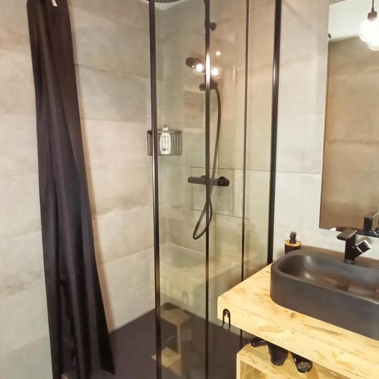 Le calme à 5 mn du centre ville - La Lisière T2 - Appartement 1 Chambre - 21