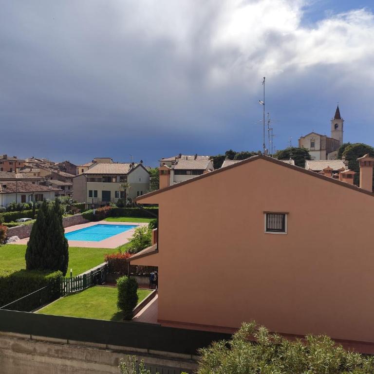 Private Garden Giardino Privato a Bardolino - House Amorino - Two-Bedroom Apartment with Private Garden - 24