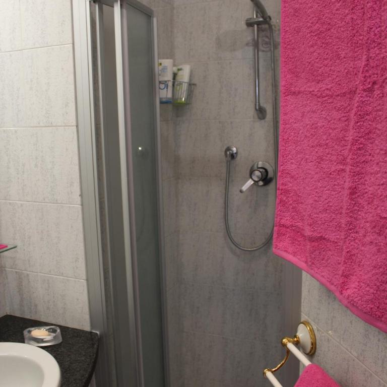 Jolie Maison - One-Bedroom Apartment - 21