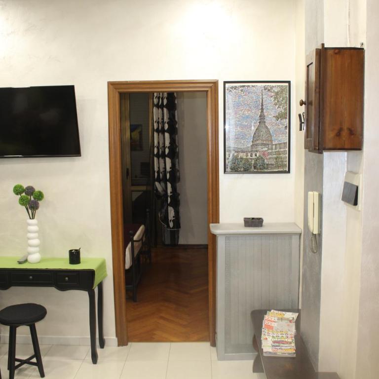 Jolie Maison - One-Bedroom Apartment - 13