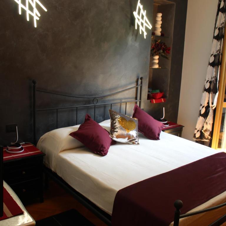 Jolie Maison - One-Bedroom Apartment - 10