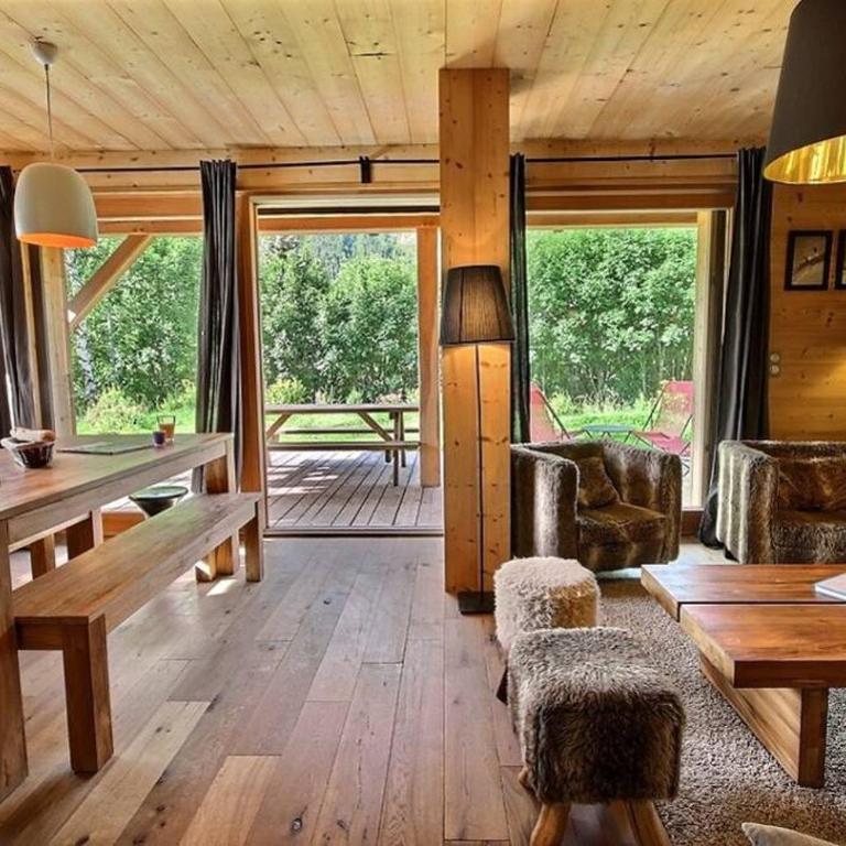 Serrechevalierholidays Chalet Vue&Cheminée, jardin et soleil 20 personnes - Chalet - 23