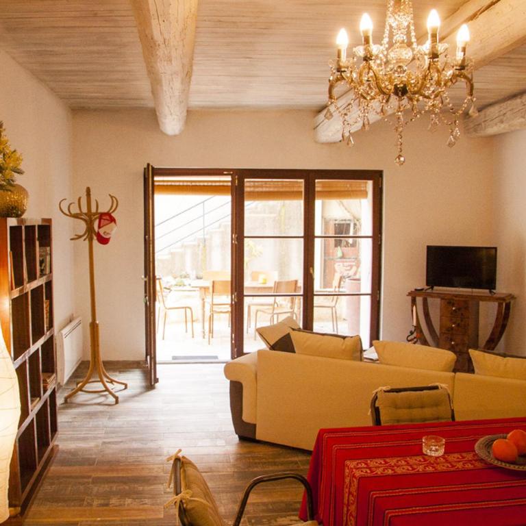 Les fenêtres sur cour - Appartement - Rez-de-Chaussée - 1