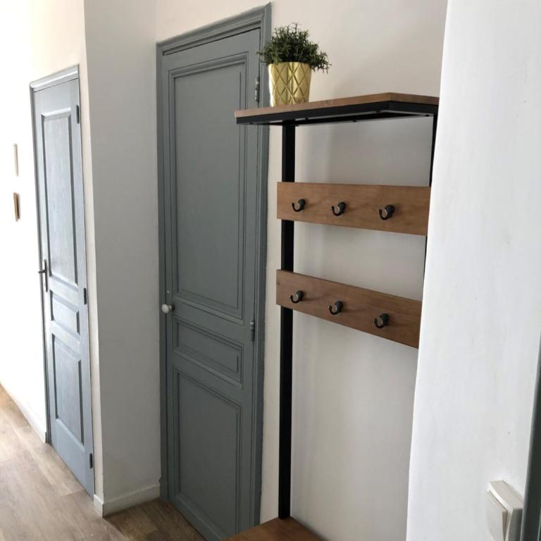 Magnifique Appartement 3 pièces Joliette Marseille PARKING PRIVATIF - Appartement 2 Chambres - 11