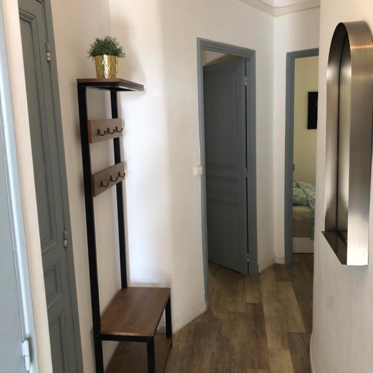 Magnifique Appartement 3 pièces Joliette Marseille PARKING PRIVATIF - Appartement 2 Chambres - 9