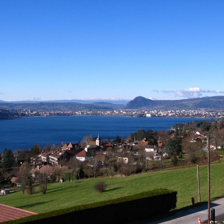 Le Clos Du Lac - location de chambres - Chambre Double – Vue sur Lac - 7