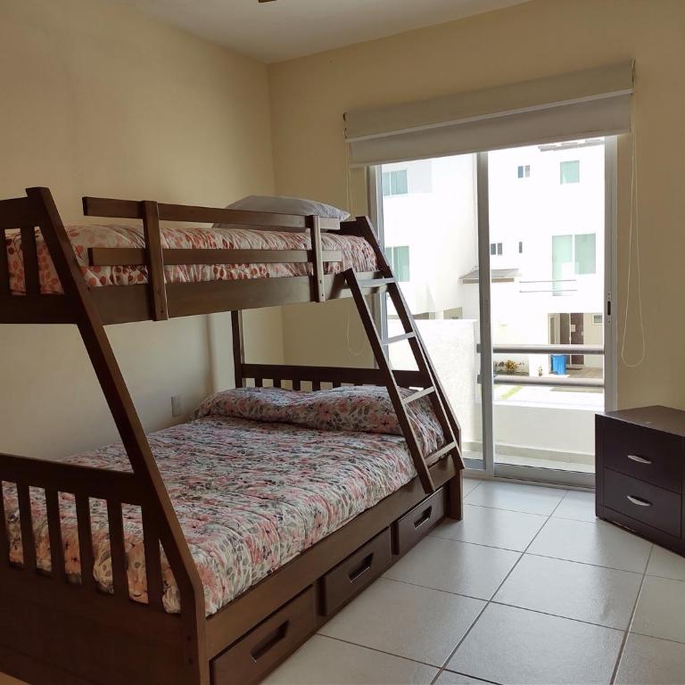 Casa Diamante en Zona Diamante - Three-Bedroom Townhouse - 16