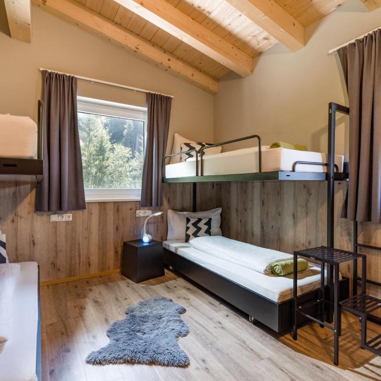 Contiki Haus Schöneck - Vierbettzimmer - 4