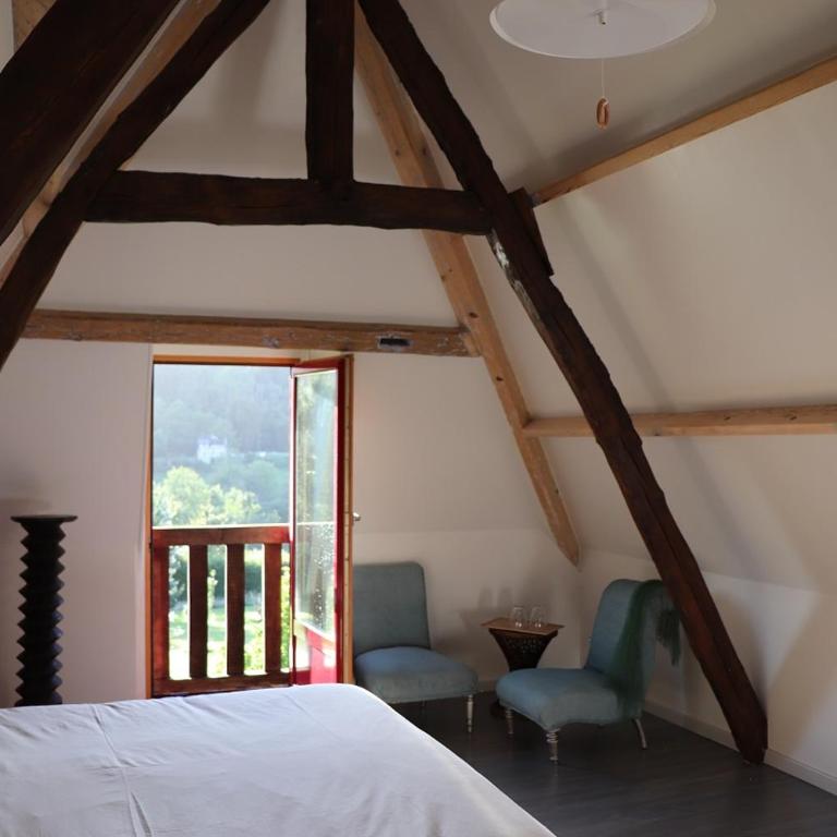 L'Herbe Haute - Chambre Triple - Vue sur Jardin - 2