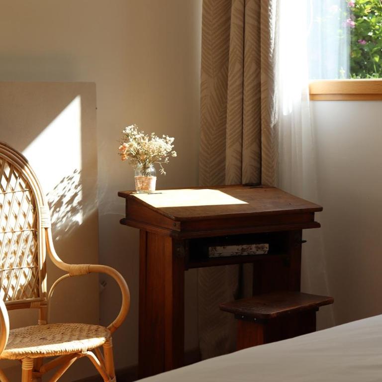 L'Herbe Haute - Chambre Double avec Salle de Bains Privative - 8