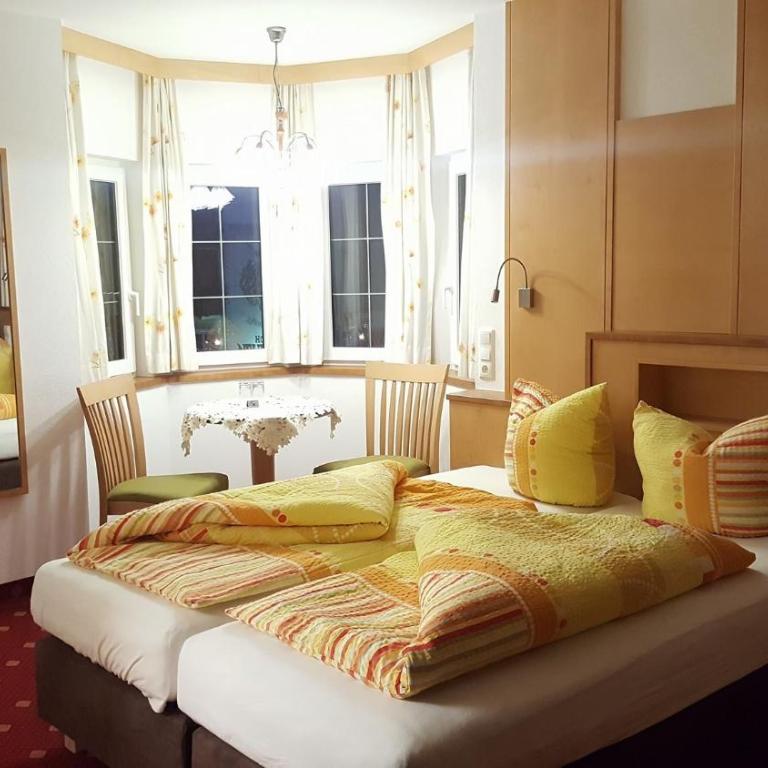 Hotel-Garni Pramstraller - Doppelzimmer - 4