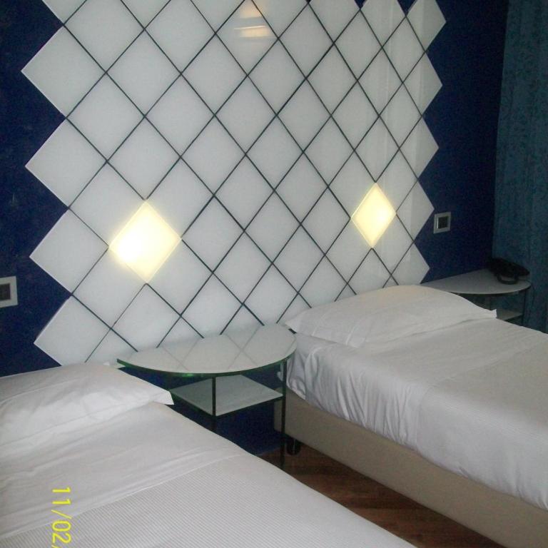 Rigel Hotel - Camera Tripla - 1