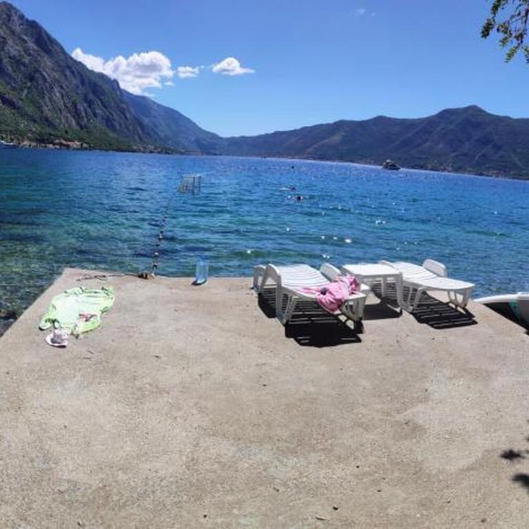 Beachfront Villa Nautica - Apartment with Sea View - 17