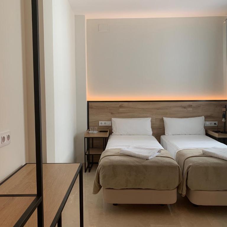 Sweet Sevilla Suites - Smart Hotel - Habitación Doble Deluxe - 1 o 2 camas - 7